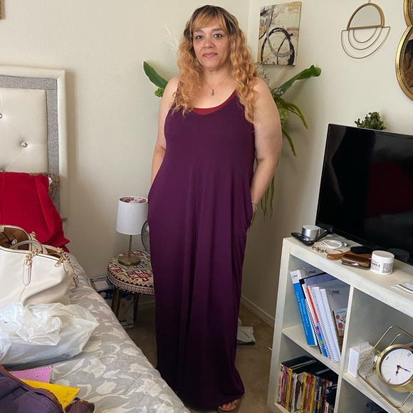 Sleeveless Maxi with Pockets - Picture 1 of 1